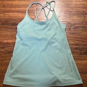 Old navy active go dry tank top (small)